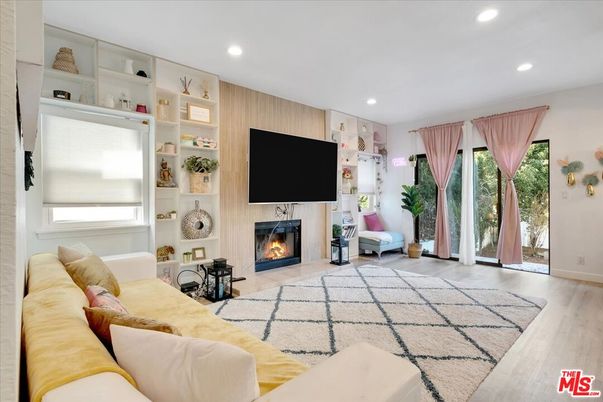 Fireplace, Interior, Living room, Recessed Lighting, Wood Texture Flooring