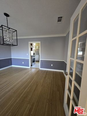 Empty room, Interior, Pendant Lights, Wood Texture Flooring