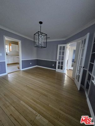 Empty room, Interior, Pendant Lights, Wood Texture Flooring