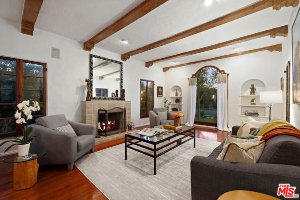 Fireplace, Interior, Living room, Recessed Lighting, Wooden Beams, Wood Texture Flooring