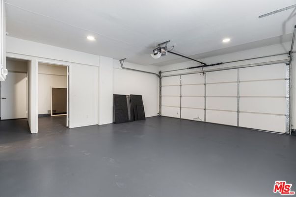 Garage, Interior, Recessed Lighting