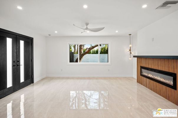 Empty room, Fireplace, Interior, Pendant Lights, Recessed Lighting