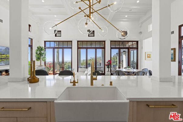 Dining room, Fireplace, Interior, Kitchen, Pendant Lights, Recessed Lighting