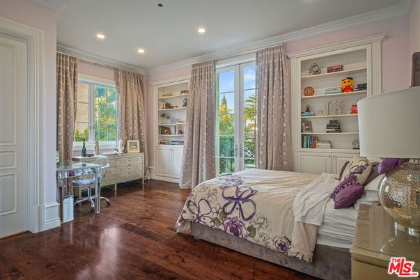 Bedroom, Home Office, Interior, Recessed Lighting, Wood Texture Flooring