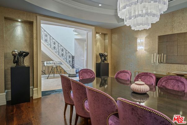 Chandelier, Dining room, Interior, Recessed Lighting, Wood Texture Flooring
