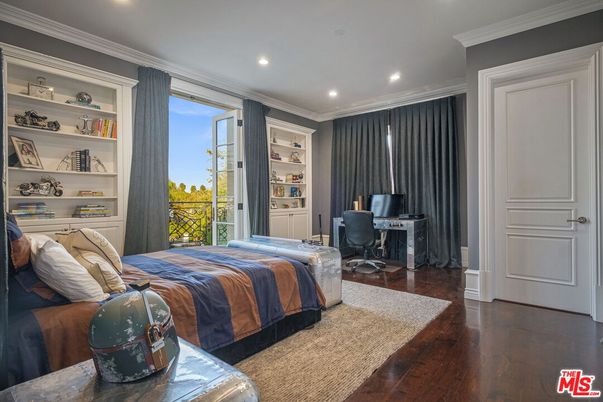 Bedroom, Home Office, Interior, Recessed Lighting, Wood Texture Flooring