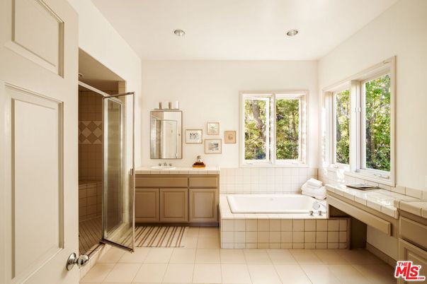 Bathroom, Glass Shower, Interior, Recessed Lighting, Tile Countertops