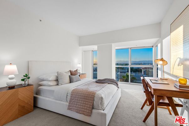 Bedroom, Home Office, Interior, Water