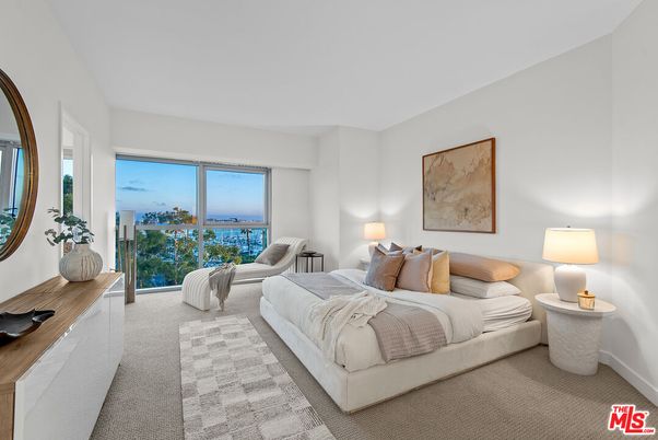 Bedroom, Interior, Water