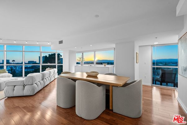 Dining room, Interior, Living room, Recessed Lighting, Water, Wood Texture Flooring