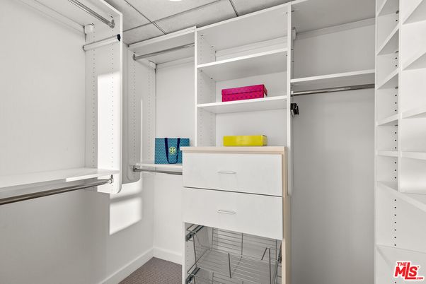 Interior, Walk-in Closets