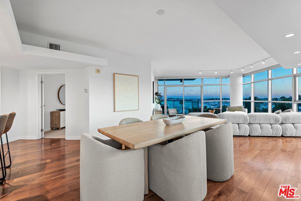 Dining room, Interior, Living room, Recessed Lighting, Water, Wood Texture Flooring