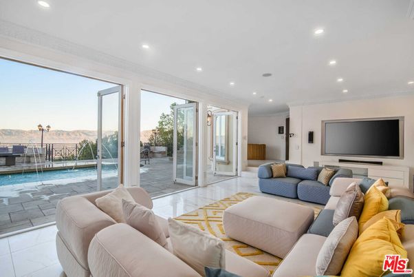 Interior, Living room, Recessed Lighting