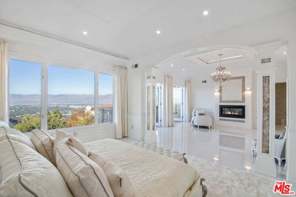 Bedroom, Chandelier, Fireplace, Interior, Recessed Lighting