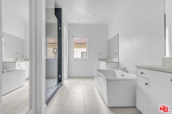 Bathroom, Dual Sink Vanities, Glass Shower, Interior, Recessed Lighting