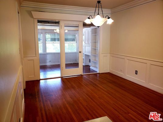 Empty room, Interior, Pendant Lights, Wood Texture Flooring