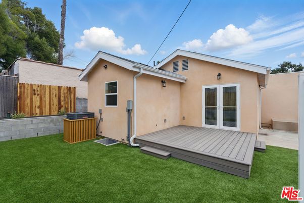 Backyard, Exterior, Hot Tub