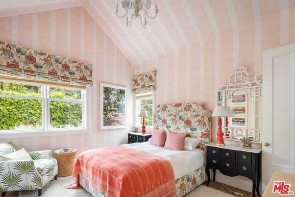 Bedroom, Chandelier, Interior