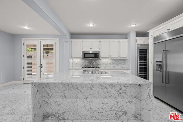 Interior, Kitchen, Marble, Recessed Lighting, Stainless Steel Appliances