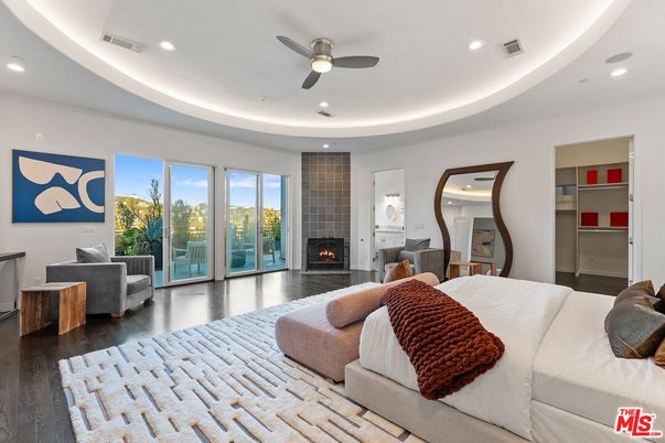 Bedroom, Fireplace, Interior, Recessed Lighting, Wood Texture Flooring