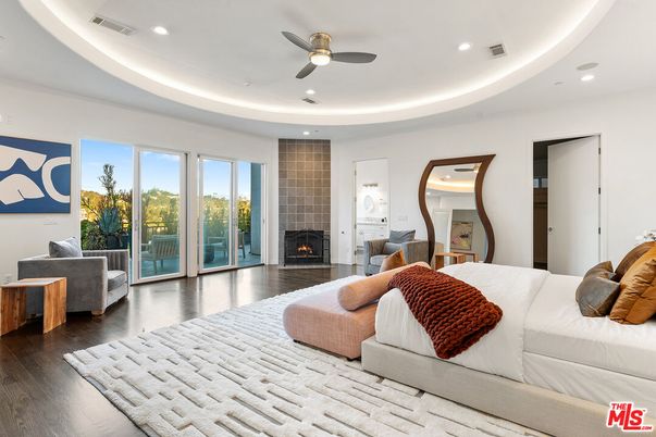 Bedroom, Fireplace, Interior, Recessed Lighting, Wood Texture Flooring