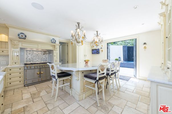 Chandelier, Dining room, Interior, Recessed Lighting