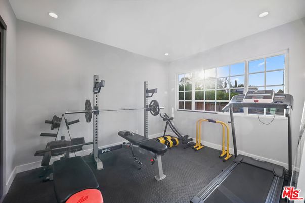 Fitness Equipment, Interior, Recessed Lighting