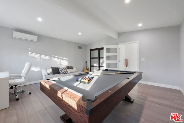 Billiard Table, Game Room, Home Office, Interior, Recessed Lighting, Wood Texture Flooring
