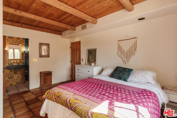 Bedroom, Interior, Wooden Beams, Wooden Ceilings