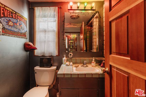 Bathroom, Interior, Tile Countertops