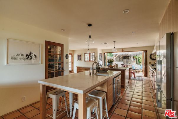Dining room, Interior, Kitchen, Pendant Lights, Recessed Lighting