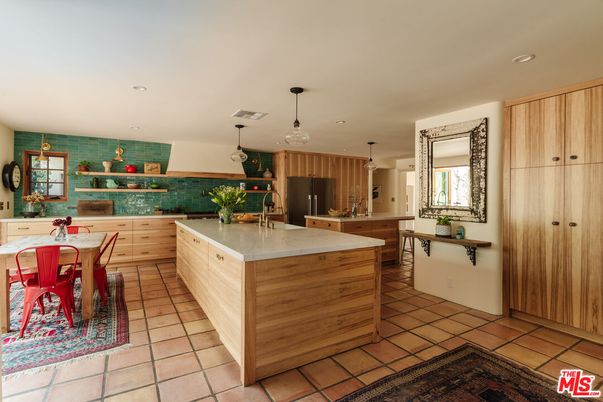 Dining room, Interior, Kitchen, Pendant Lights, Recessed Lighting
