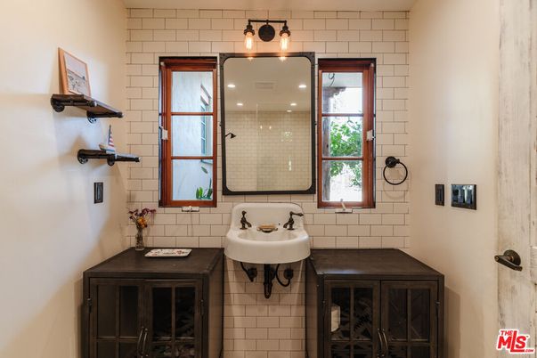 Bathroom, Interior, Stone Walls