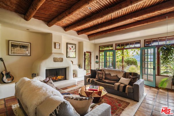 Fireplace, Interior, Living room, Recessed Lighting, Wooden Beams, Wooden Ceilings