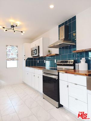 Interior, Kitchen, Marble, Recessed Lighting, Stainless Steel Appliances