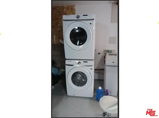 Interior, Utility Closets, Washer