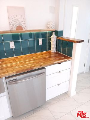 Interior, Kitchen, Marble, Stainless Steel Appliances