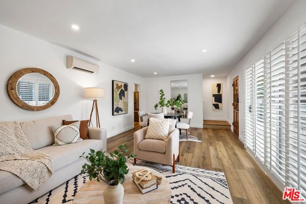Dining room, Interior, Living room, Recessed Lighting, Wood Texture Flooring