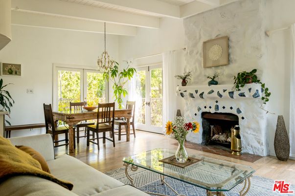 Chandelier, Dining room, Fireplace, Interior, Living room, Pendant Lights, Wood Texture Flooring