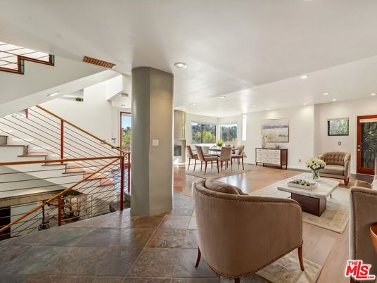 Dining room, Interior, Living room, Recessed Lighting