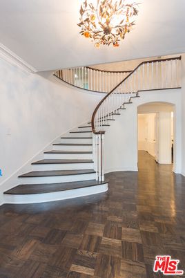 Chandelier, Interior, Wood Texture Flooring