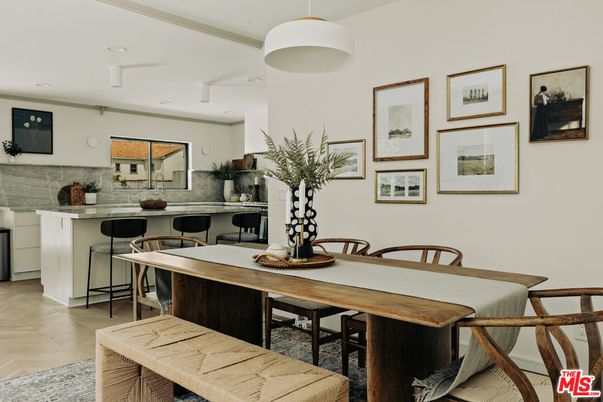 Dining room, Interior, Kitchen, Pendant Lights, Recessed Lighting, Wood Texture Flooring
