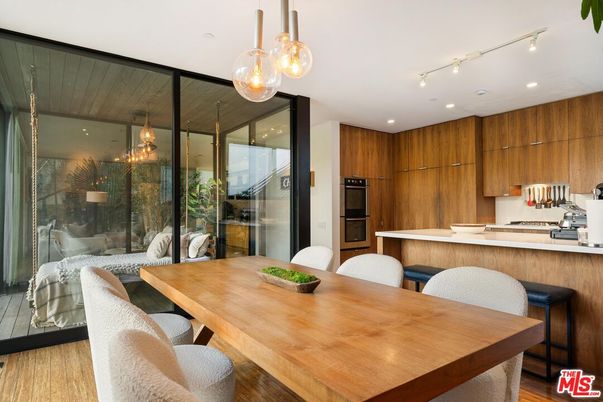 Dining room, Interior, Kitchen, Pendant Lights, Recessed Lighting, Wood Texture Flooring