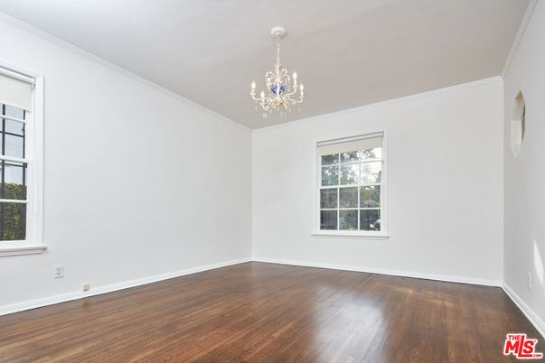 Chandelier, Empty room, Interior, Wood Texture Flooring