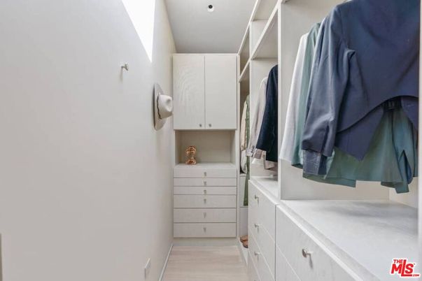 Interior, Recessed Lighting, Walk-in Closets, Wood Texture Flooring