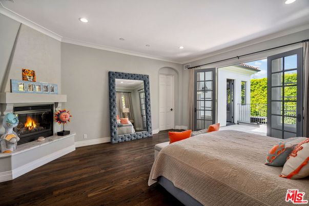 Bedroom, Fireplace, Interior, Recessed Lighting, Wood Texture Flooring
