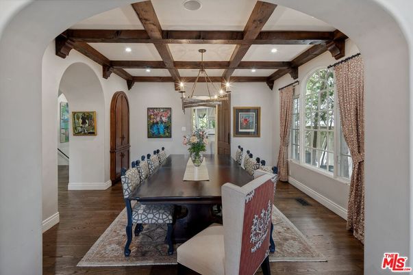 Dining room, Interior, Recessed Lighting, Wooden Beams, Wood Texture Flooring