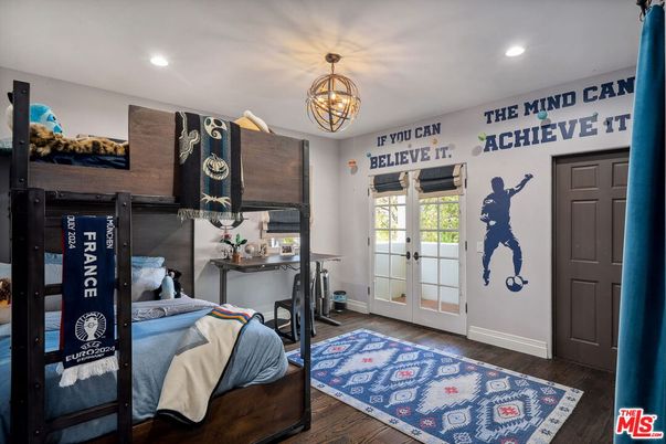 Bedroom, Chandelier, Interior, Pendant Lights, Recessed Lighting, Wood Texture Flooring
