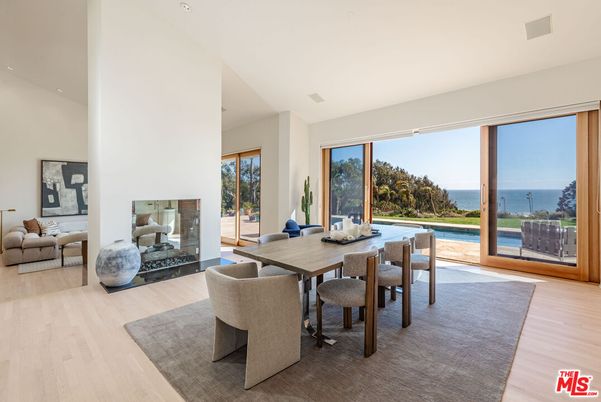 Dining room, Interior, Recessed Lighting, Water, Wood Texture Flooring