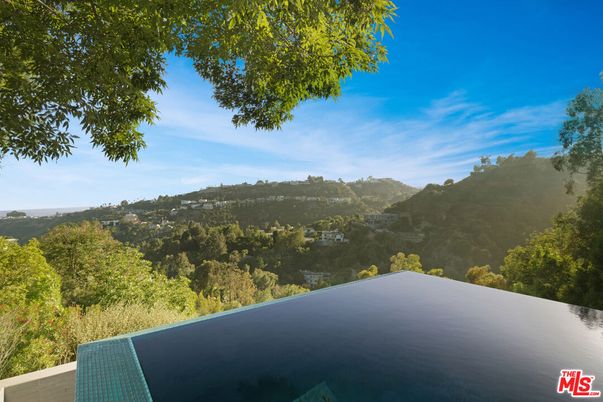 Exterior, Pool, Other